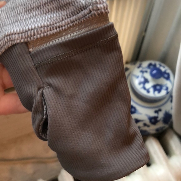 Warm up jacket with pocket - Picture 3 of 6